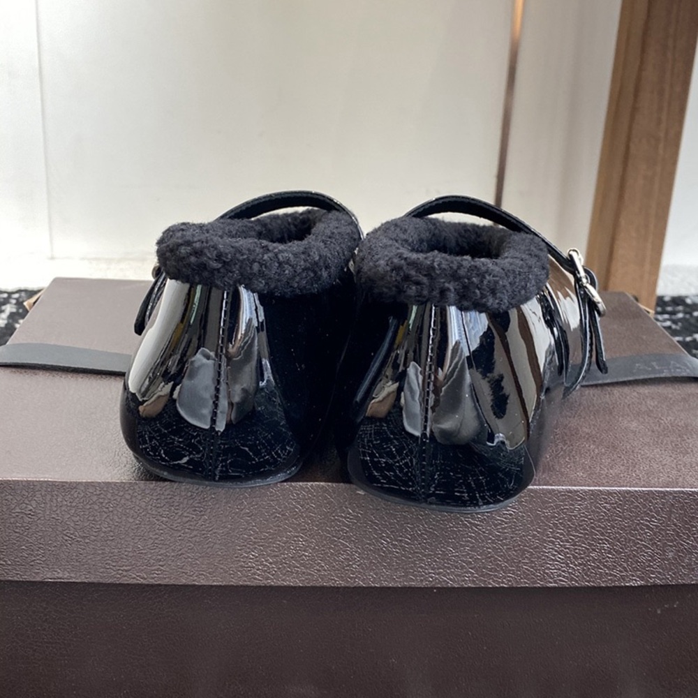Alaia Black Fleece-Lined Mary Jane Shoes - Picture 8 of 8